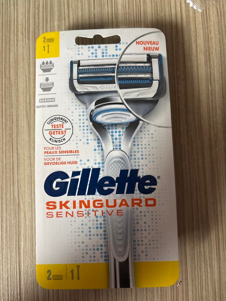 Gillette Skinguard Sensitive Scheersysteem, Ophalen of Verzenden, Nieuw, Bad & Douche