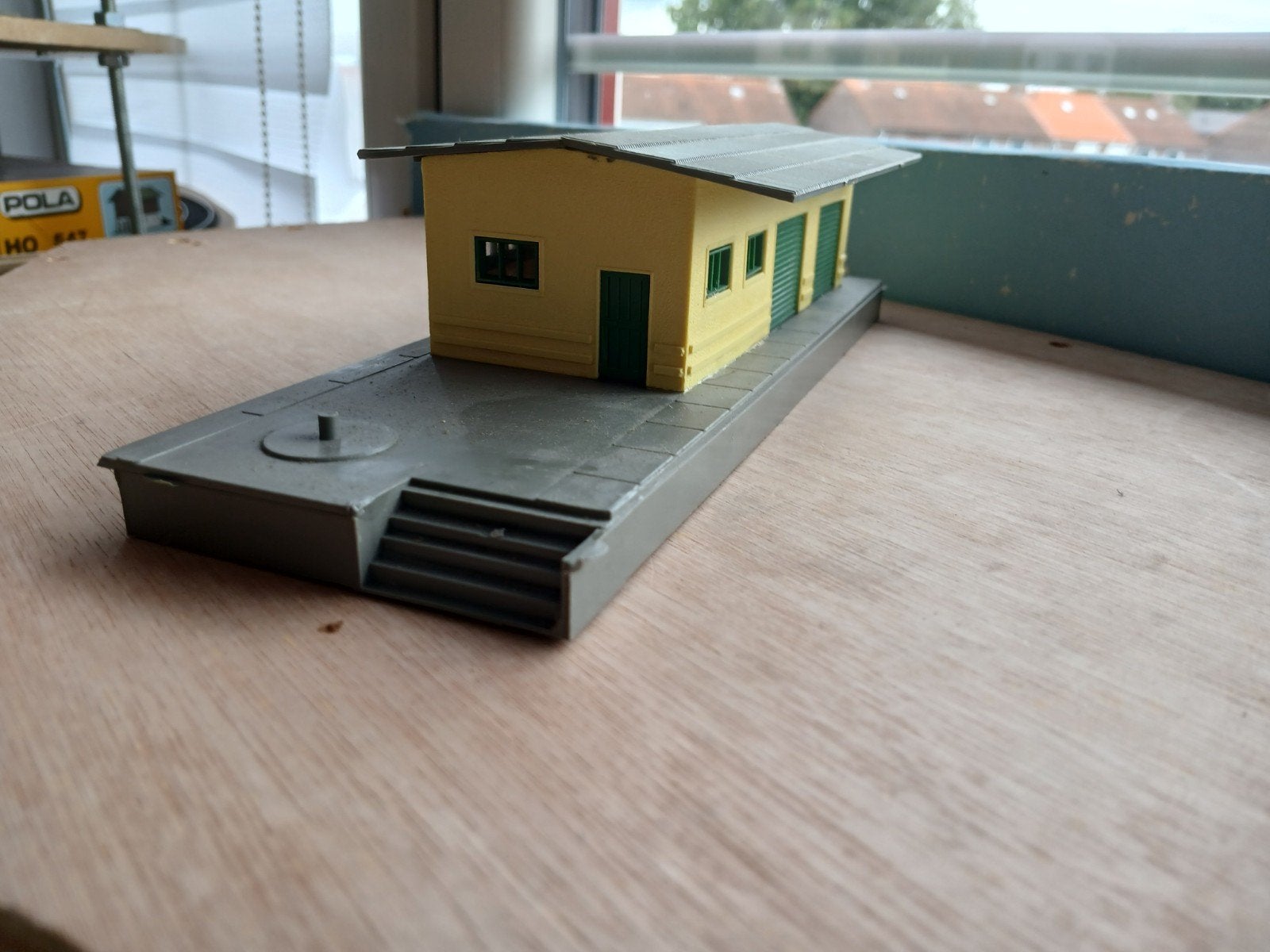 Mooie loods voor HO spoorbaan - Gebruikt, Ophalen of Verzenden