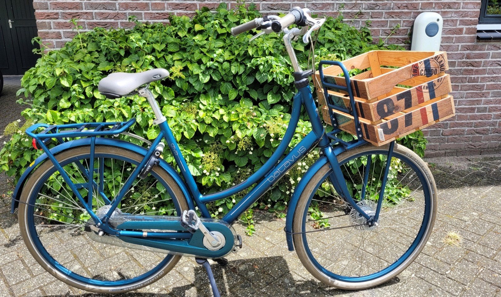 Batavus Diva Damesfiets met voordrager en versnellingen, Ophalen, Versnellingen, Batavus, Trommelrem
