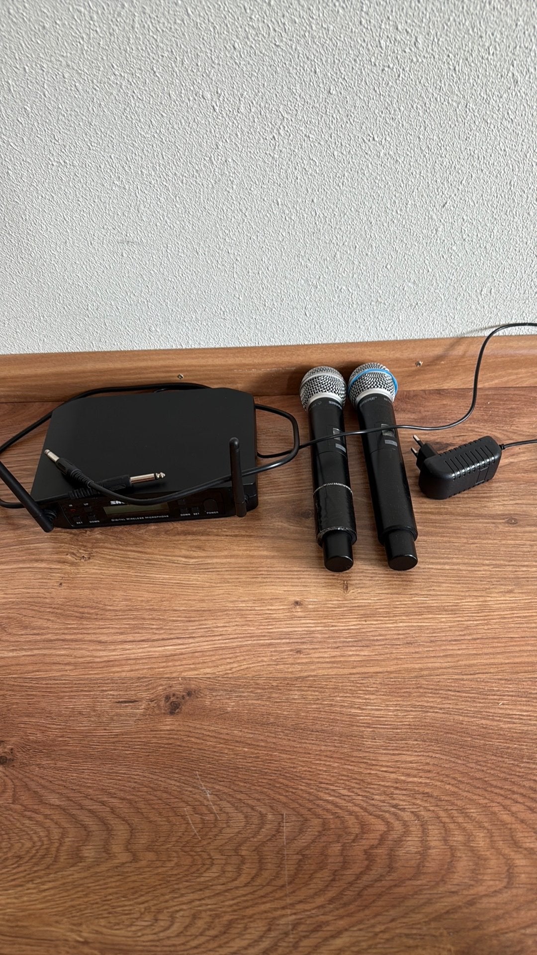 Shure microfoon set (nep), Muziek en Instrumenten, Microfoons, Ophalen of Verzenden, Gebruikt, Zangmicrofoon, Draadloos