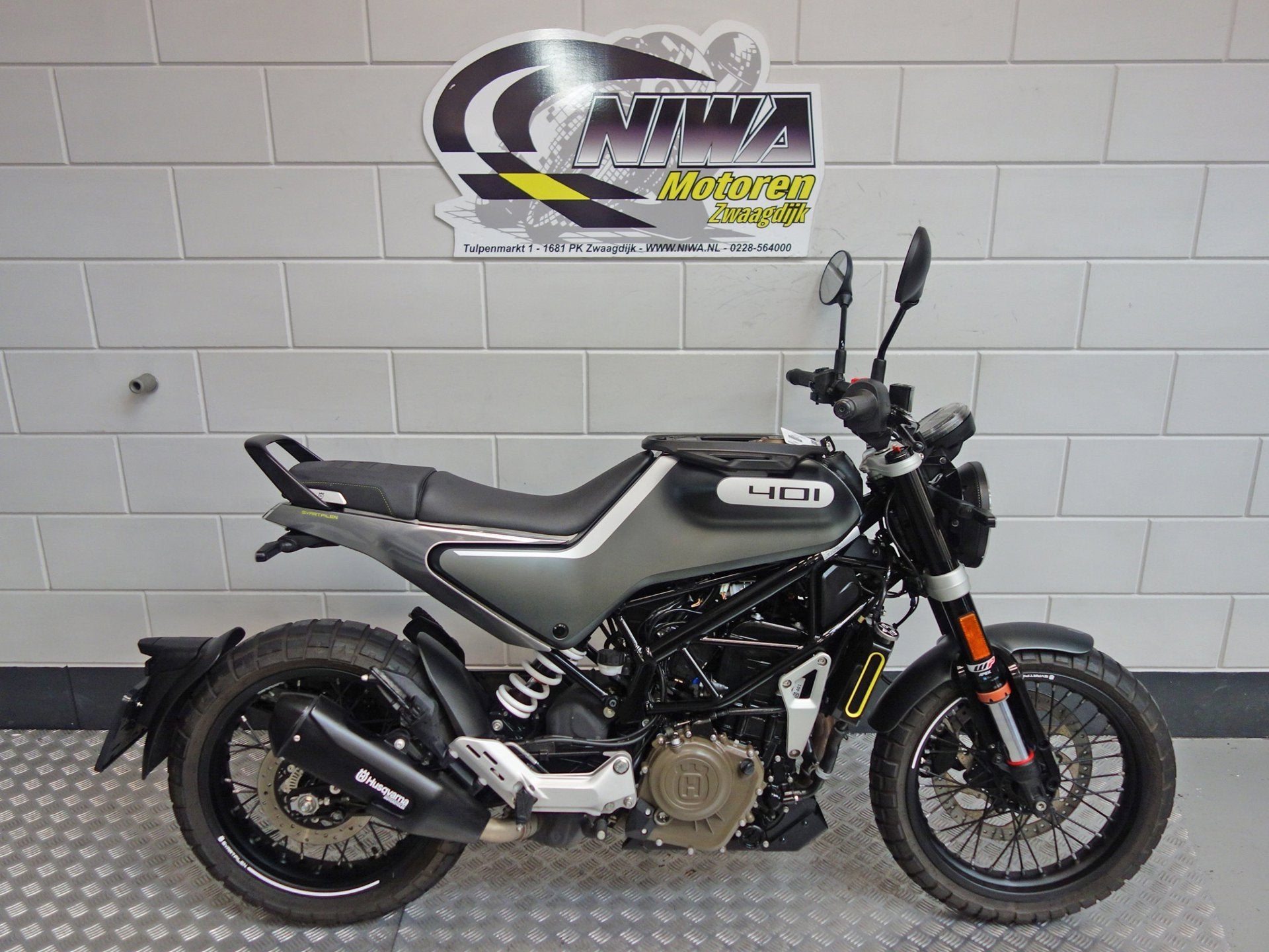 Husqvarna Svartpilen 401, 373 cc, Toermotor, Handgeschakeld, Gebruikt