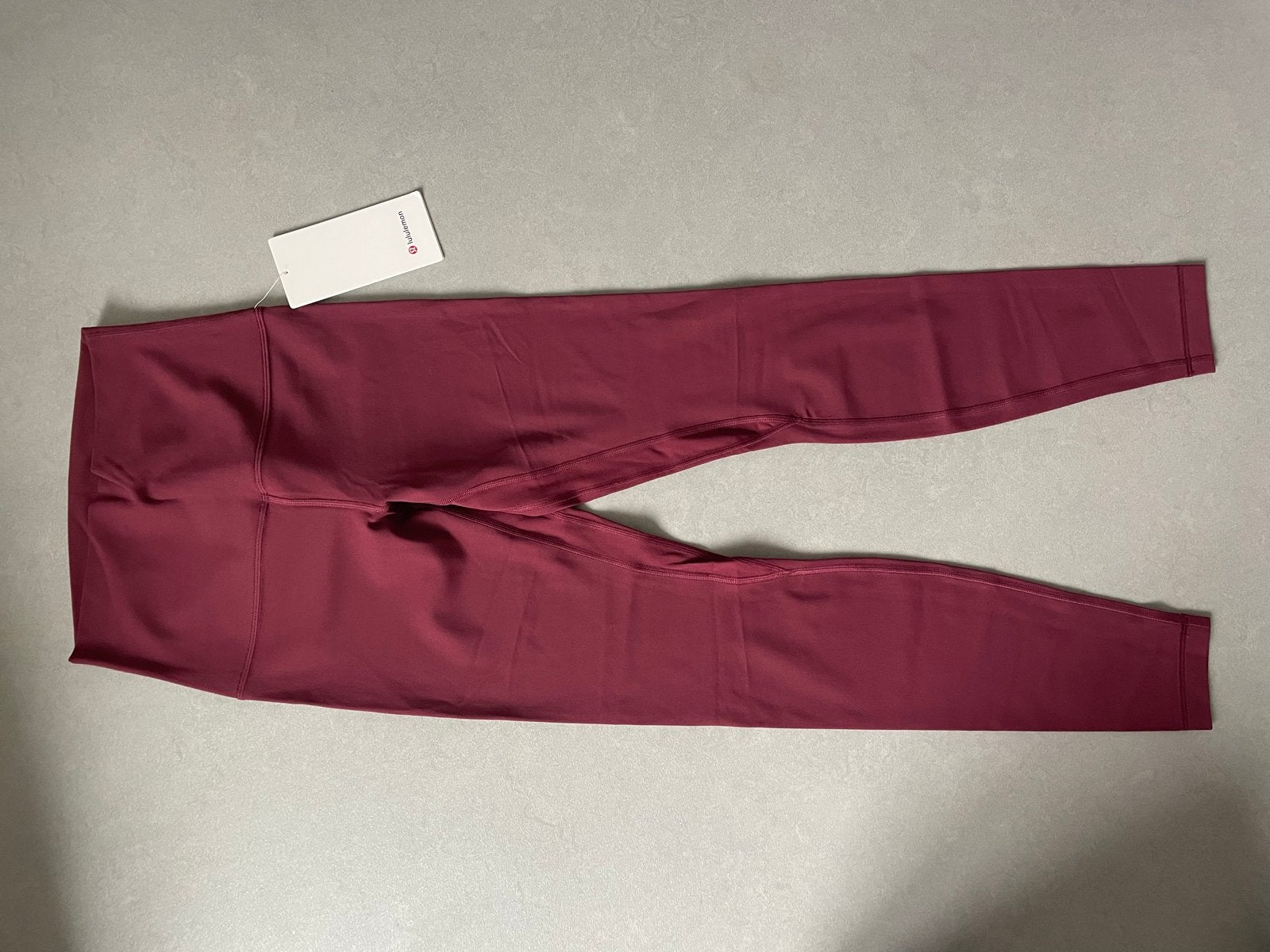 Nieuwe Lululemon Align SHR Pant 28 - Maat 6 (M), Maat 38/40 (M), Nieuw, Ophalen of Verzenden, Rood