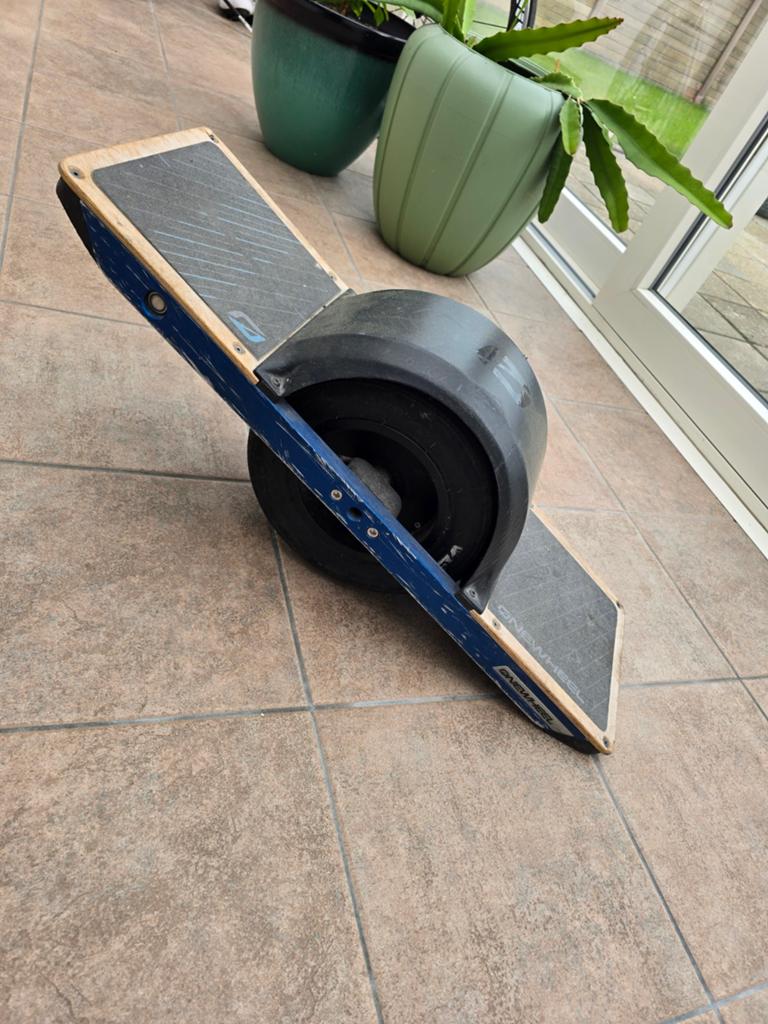 Onewheel - Elektrisch skateboard, Sport en Fitness, Skateboarden, Ophalen of Verzenden, Gebruikt, Overige typen