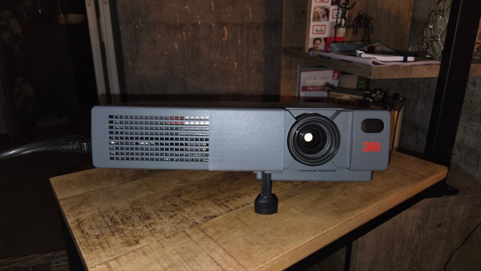 Werkende 3M MP7740 Beamer
Complete vintage 3M MP7740 Beamer, Ophalen of Verzenden