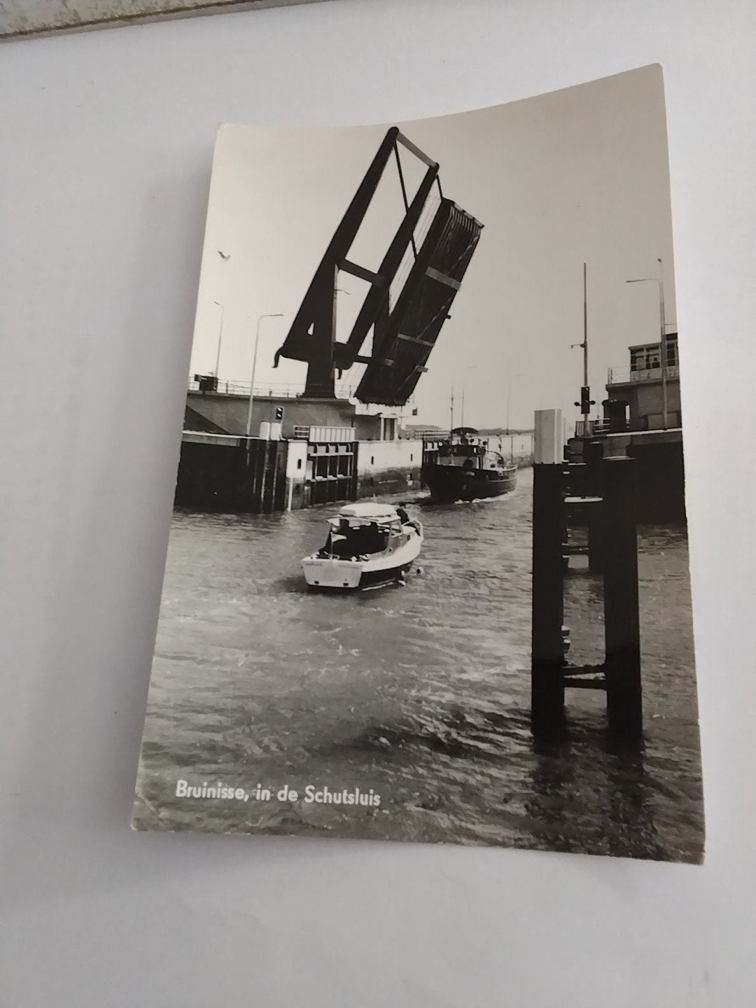 Oude foto Bruinisse, in de Schutsluis, Ophalen of Verzenden, 1960 tot 1980, Gelopen, Zeeland