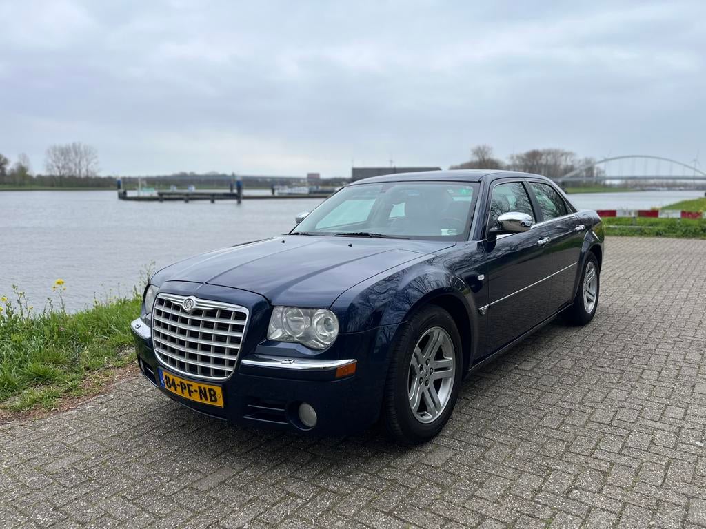 Chrysler 300C| 5.7 V8| AUT 2004| Youngtimer!, Auto's, Chrysler, Automaat, 8 cilinders, 5654 cc, Blauw