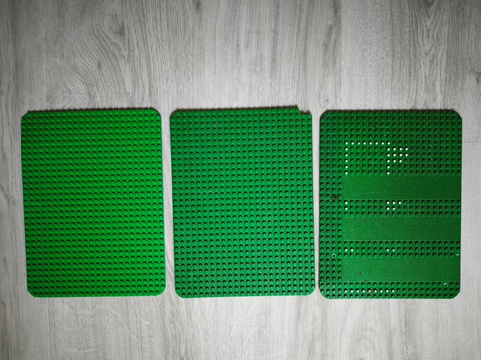 3 Lego bouwplaten grondplaten 24x32 groen, Ophalen of Verzenden, Gebruikt, Grondplaat, Lego