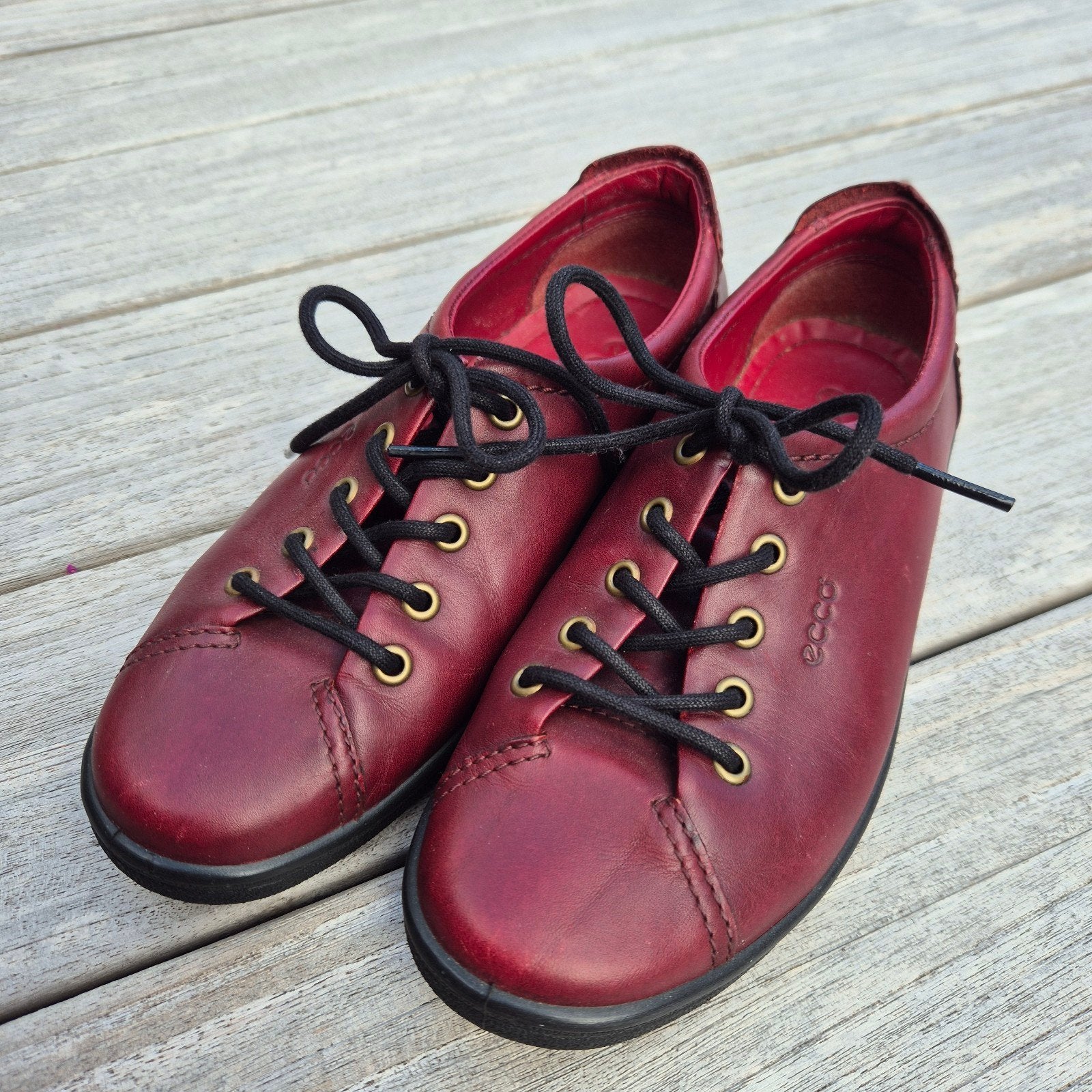 Nieuwe Ecco leren sneakers dames bordeauxrood maat 36, Ecco, Nieuw, Ophalen of Verzenden, Sneakers of Gympen
