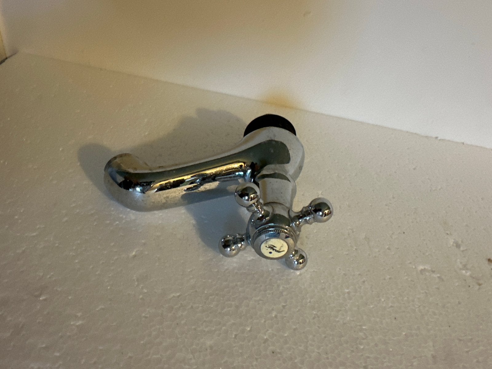 Klassieke chromen kraan met vierknoppenbediening, Ophalen of Verzenden, Gebruikt, Chroom, Kraan