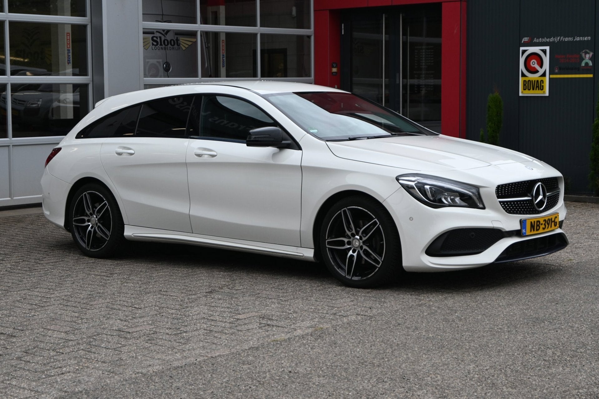 Mercedes-Benz CLA-klasse Shooting Brake 200 Ambition 156pk A, Voorwielaandrijving, Gebruikt, 715 kg, Wit