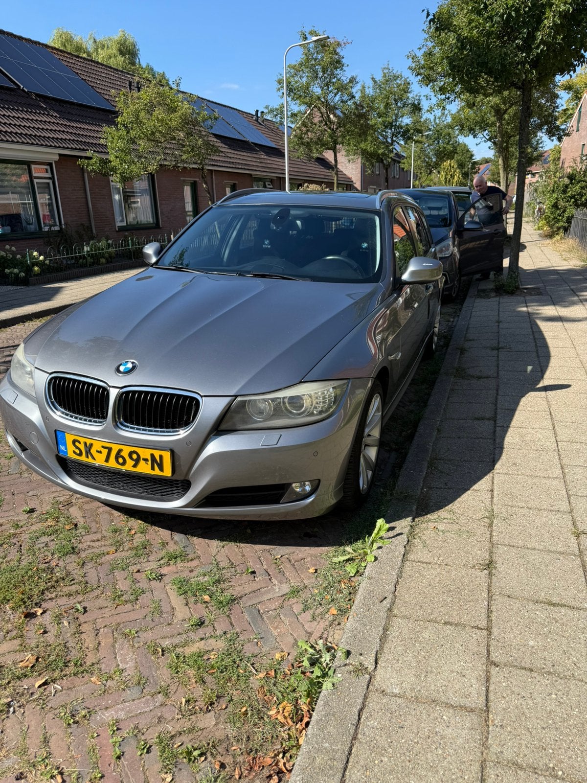 BMW 3-Serie 318i 143pk Aut. 2011 Grijs, Auto's, Automaat, 1995 cc, 1435 kg, Grijs