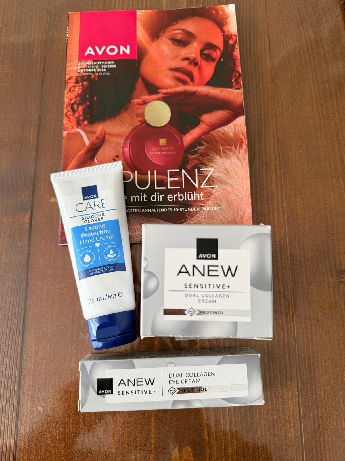 Avon Sensitive skin set, Ophalen of Verzenden, Nieuw, Gehele gezicht, Verzorging