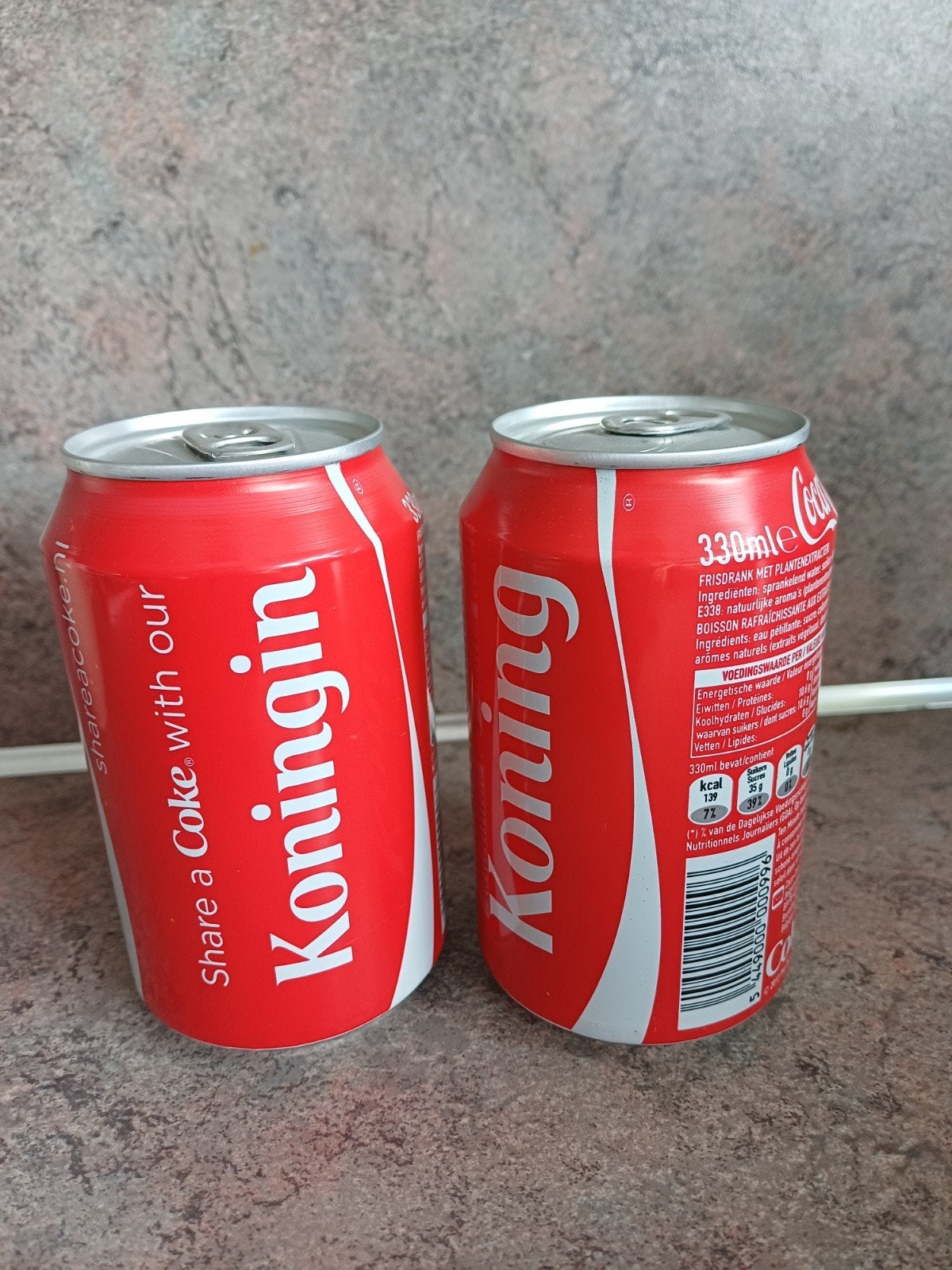 Collectors item: Coca-Cola blikjes huwelijk W&M (gevuld), Ophalen