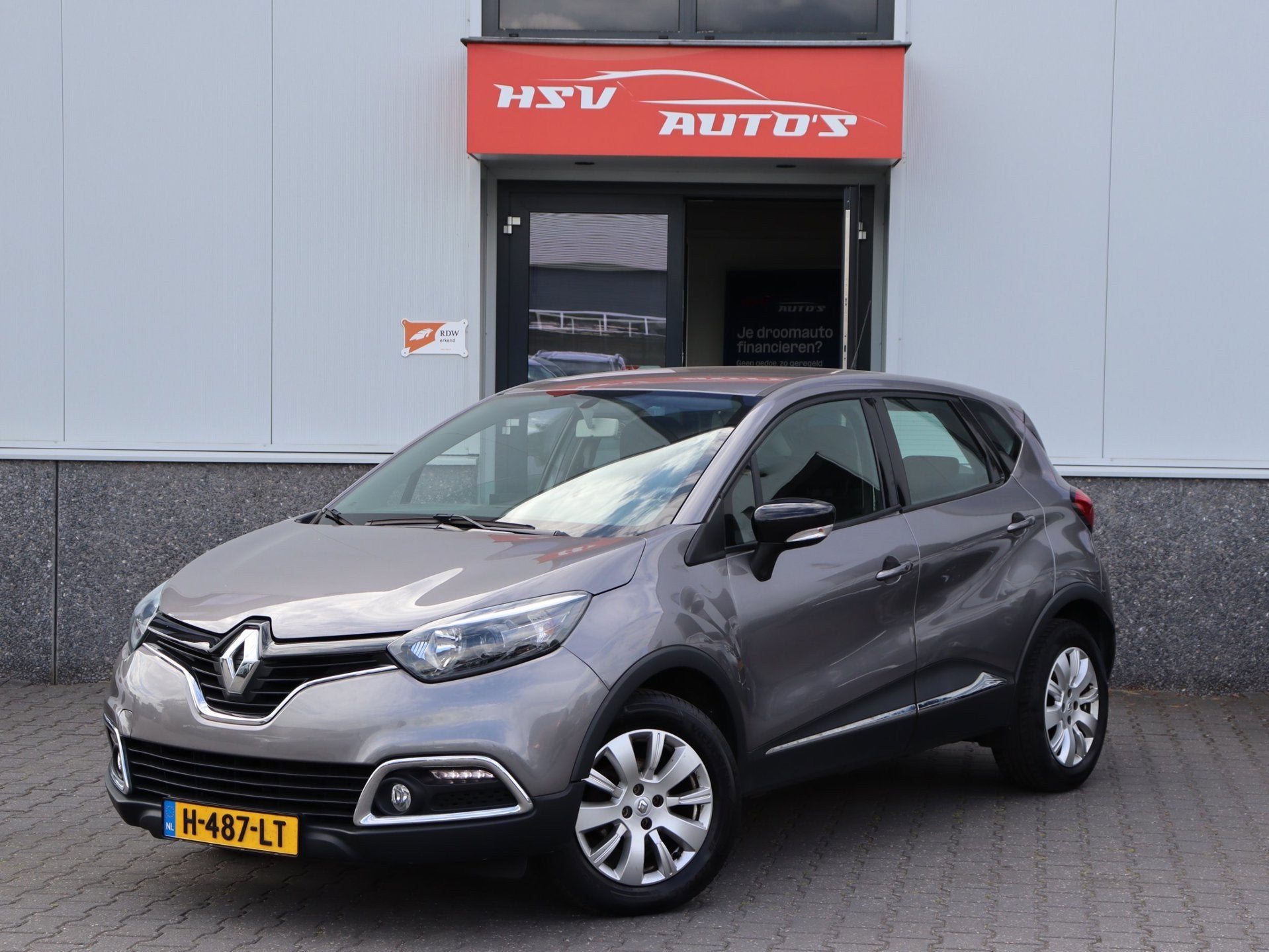 Renault Captur 0.9 TCe Expression navi LM airco, Voorwielaandrijving, Gebruikt, 49 €/maand, Handgeschakeld