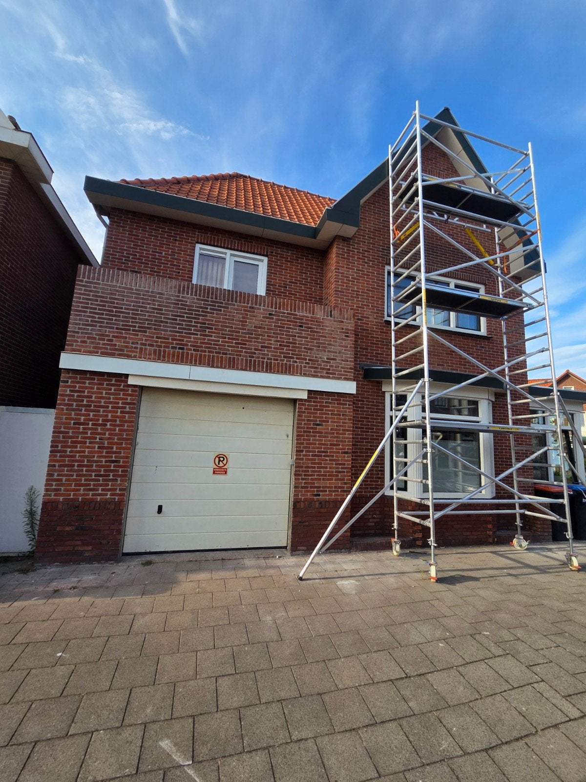 Rolsteiger 90x250, werkhoogte tot 8,2m te huur, Doe-het-zelf en Verbouw, Steigers, Ophalen, Zo goed als nieuw, Rolsteiger of Kamersteiger