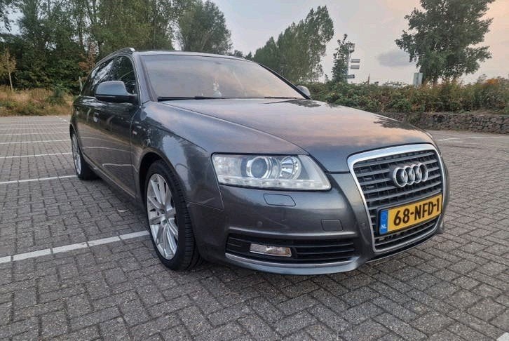 Audi A6 2.0 Tfsi  S Line Avant 125KW AUT 2010 Grijs, Auto's, Audi, Euro 5, Lichtsensor, Zwart, 1984 cc
