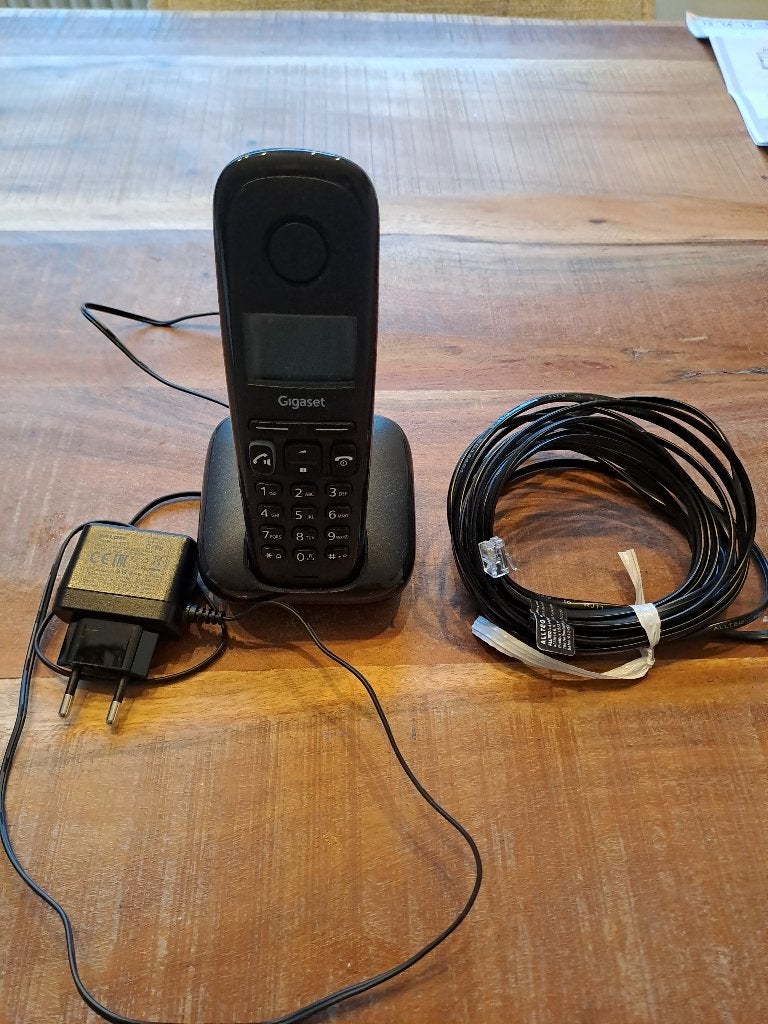 Vaste telefoon Gigaset met kabels, Ophalen of Verzenden, Zo goed als nieuw, 1 handset
