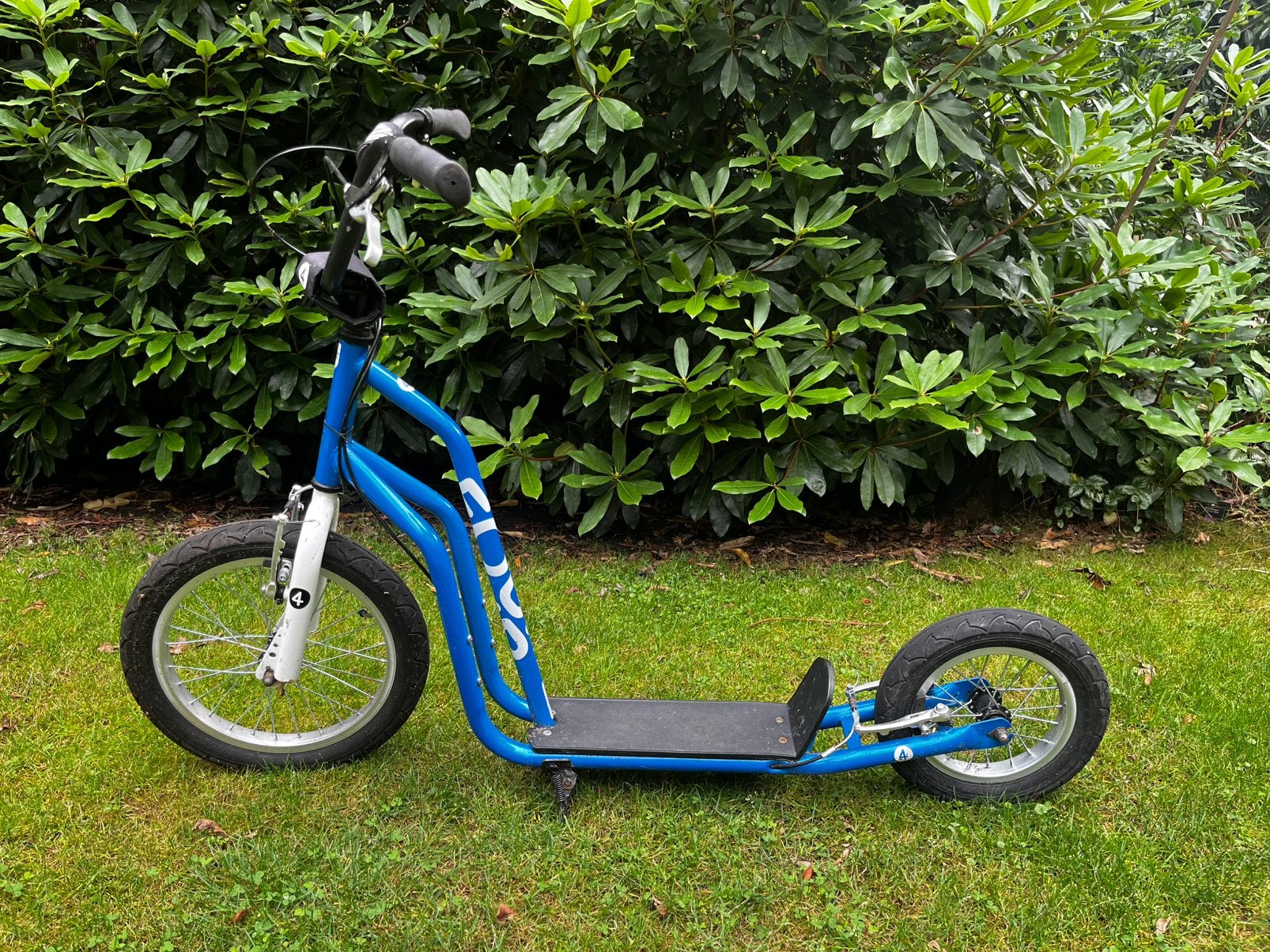 Yedoo four step zo goed als nieuw. Weinig gebruikt, Fietsen en Brommers, Steps, Ophalen, Zo goed als nieuw, Gewone step