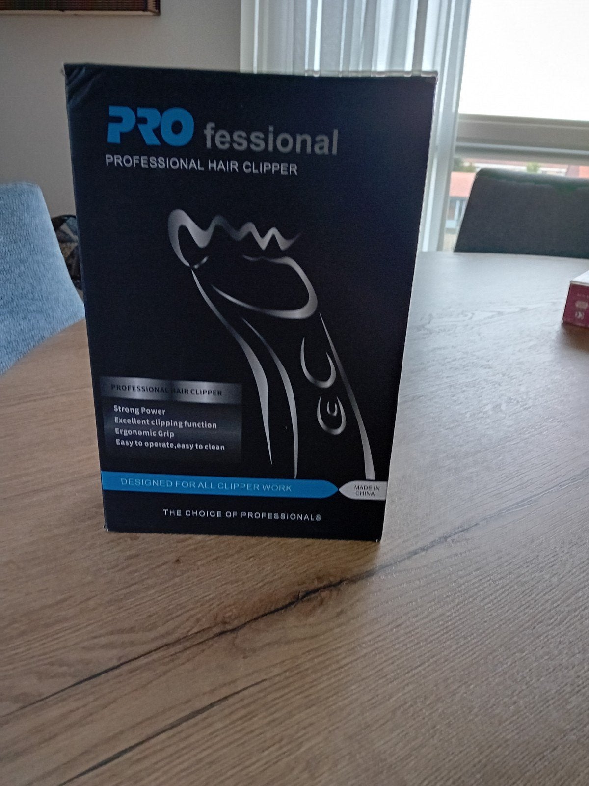 Professionele tondeuse met opzetstukken en accessoires, Ophalen of Verzenden, Nieuw, Haarverzorging