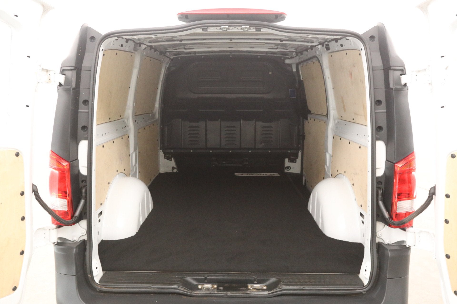 Mercedes-Benz Vito 114 CDI Lang | Airco | Cruise | Trekhaak, Voorwielaandrijving, Gebruikt, Euro 6, 4 cilinders