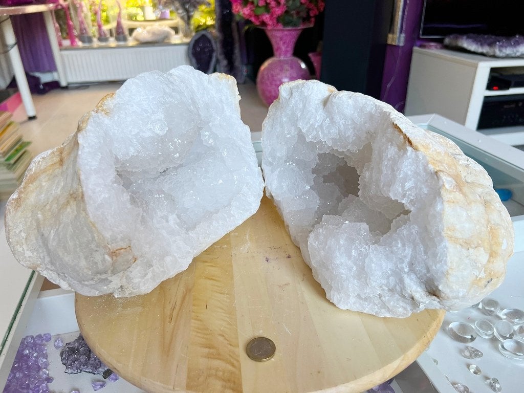 Bergkristal geode (7) van maar liefst 22,5 kg! Top stuk, Ophalen of Verzenden, Mineraal