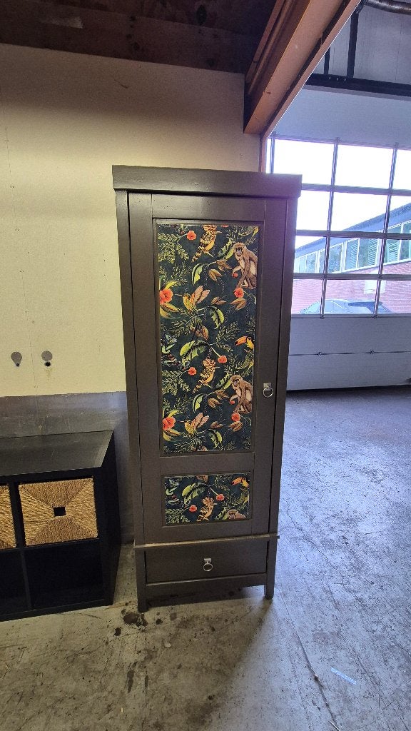 smalle kast 196x69x45, Huis en Inrichting, Kasten | Overige, Ophalen, Gebruikt