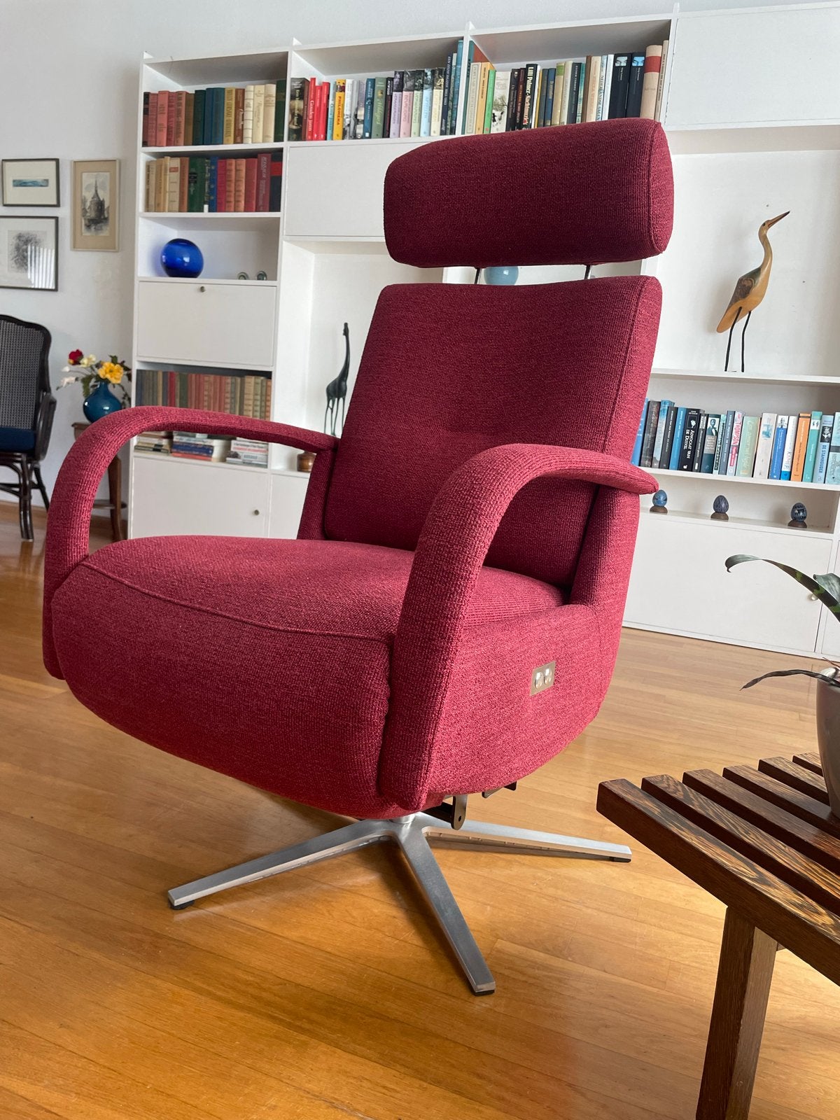 Rode relaxfauteuil Prominent met sta op functie en garantie, Huis en Inrichting, Fauteuils, 75 tot 100 cm, Ophalen of Verzenden