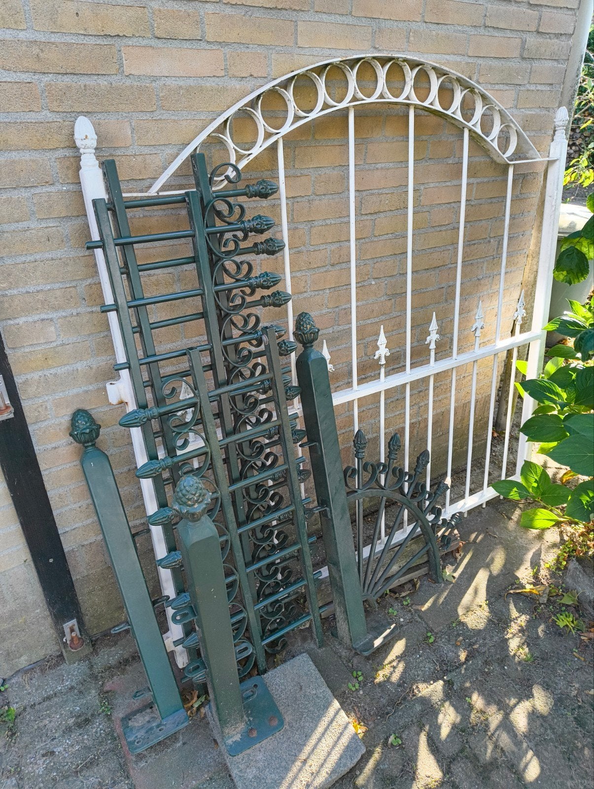 Decoratief sierhekwerk met poort en palen, Ophalen, Met poort, Gebruikt, Sierhekwerk