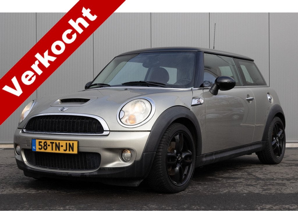 MINI Mini 1.6 Cooper S | 175PK | NL-AUTO | LEDER | AIRCO |, Voorwielaandrijving, Gebruikt, 4 cilinders, 4 stoelen