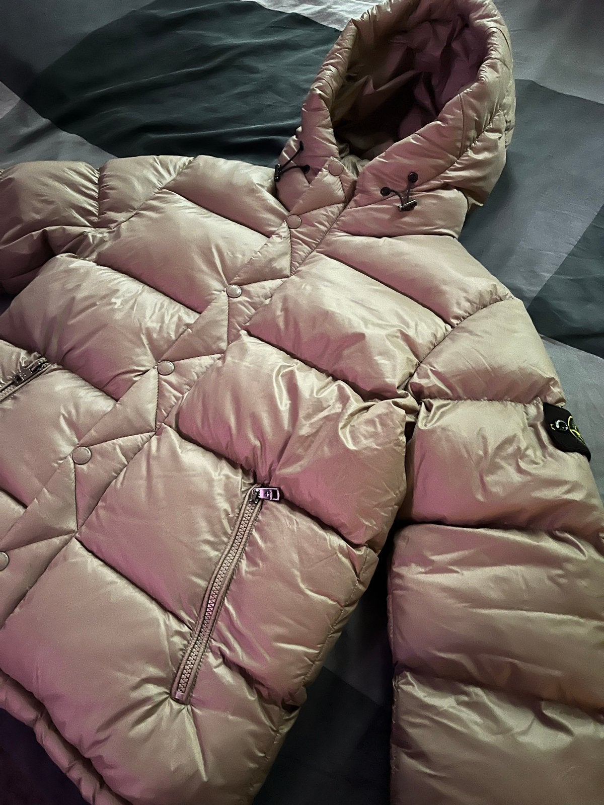 Stone Island Puffer Jas - Zo goed als nieuw, Ophalen of Verzenden, Zo goed als nieuw, Maat 48/50 (M), Beige
