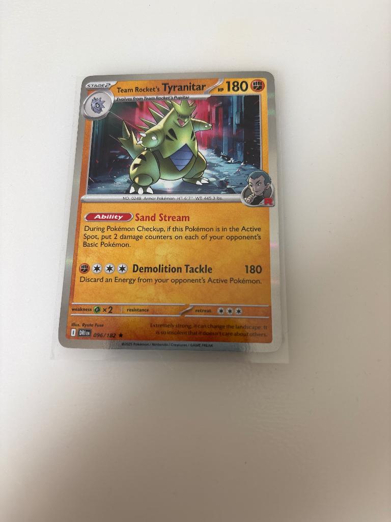 Team Rocket’s Tyranitar, Ophalen of Verzenden, Zo goed als nieuw, Losse kaart, Foil