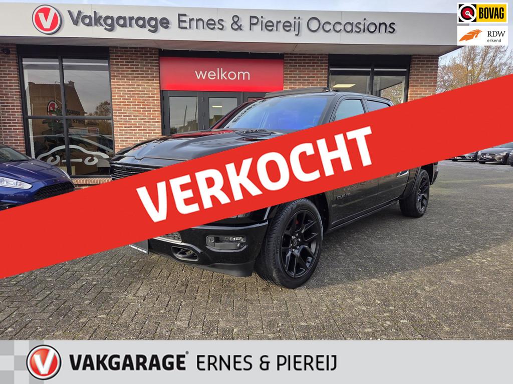 Dodge Ram 1500 5.7 V8 4x4 Crew Cab Longhorn Laramie, Auto's, Automaat, 5654 cc, Zwart, Bedrijf