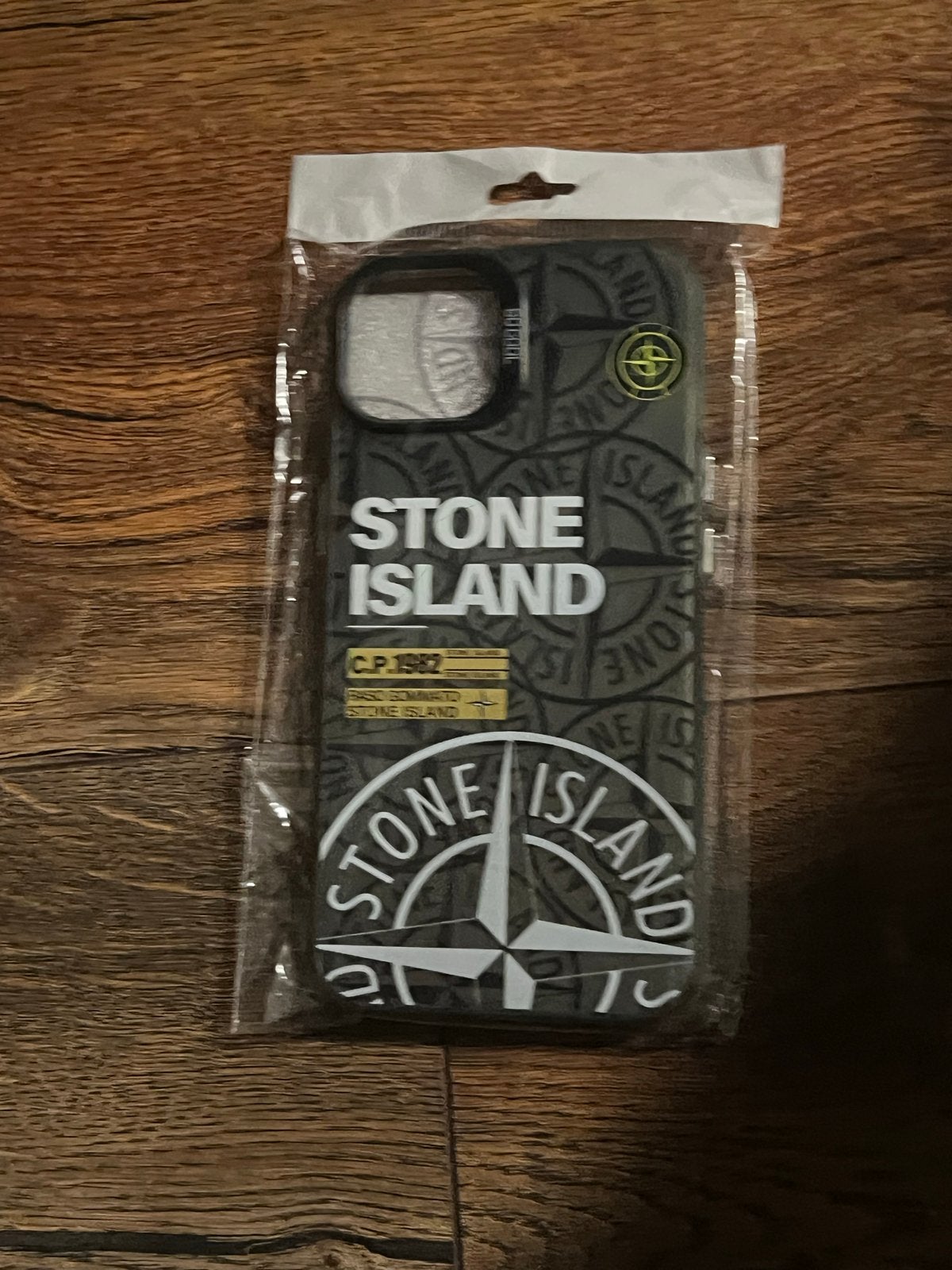 Foto 5 van Stone Island iPhone Hoesjes - Diverse Modellen en Kleuren