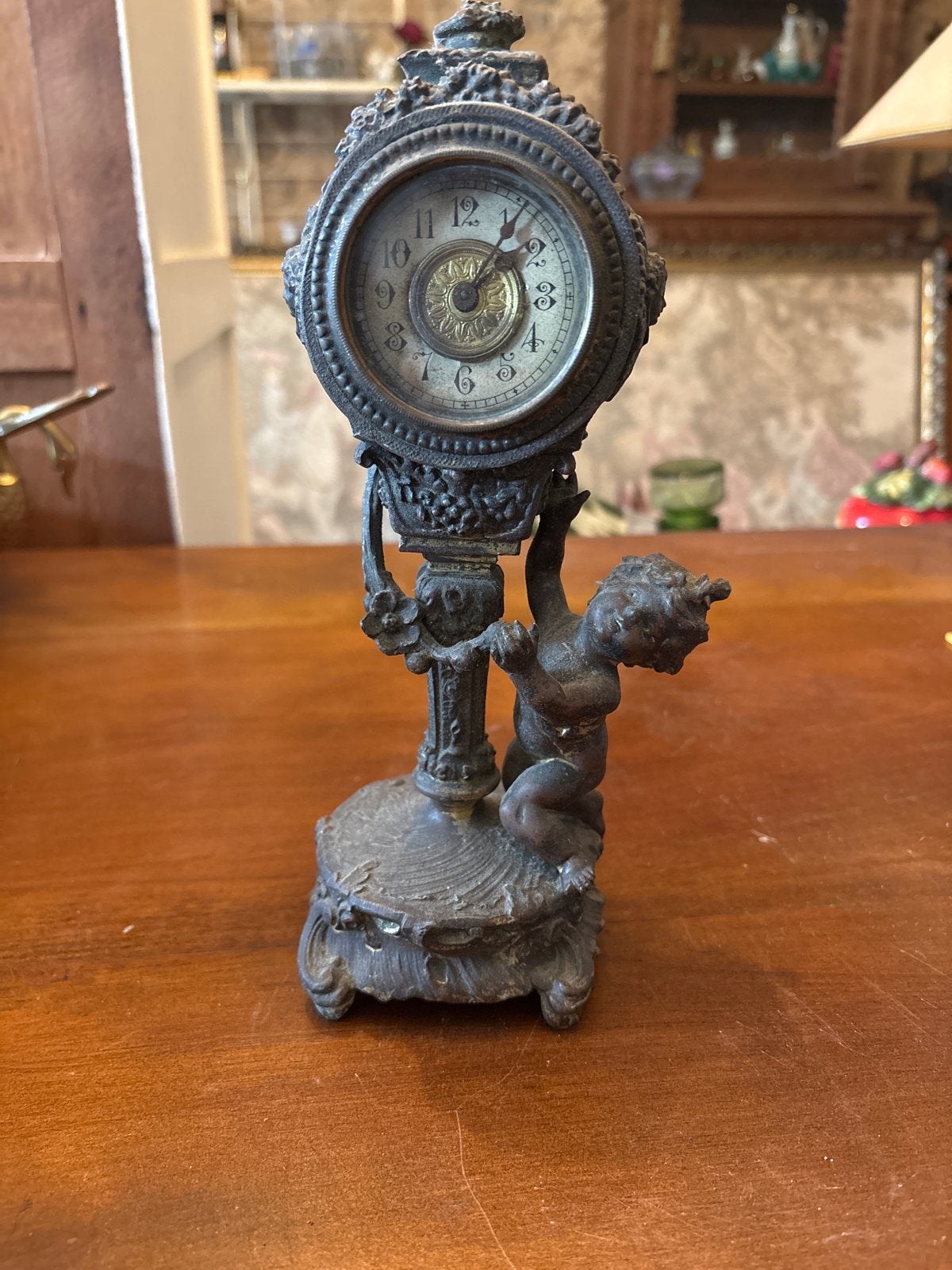 Antieke bronzen tafelklok met cherubijn, Ophalen of Verzenden