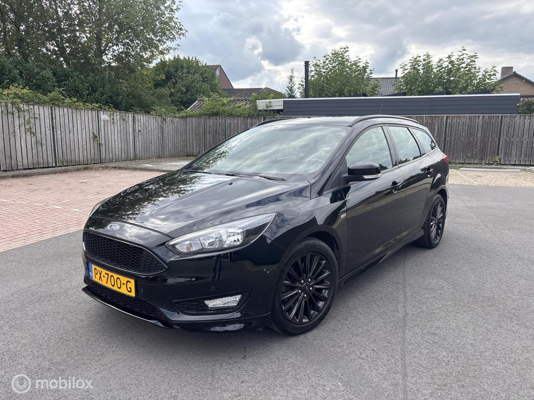 Ford Focus Wagon 1.5 ST-Line 2017 NL auto Nap, Euro 6, 4 cilinders, 150 pk, Zwart