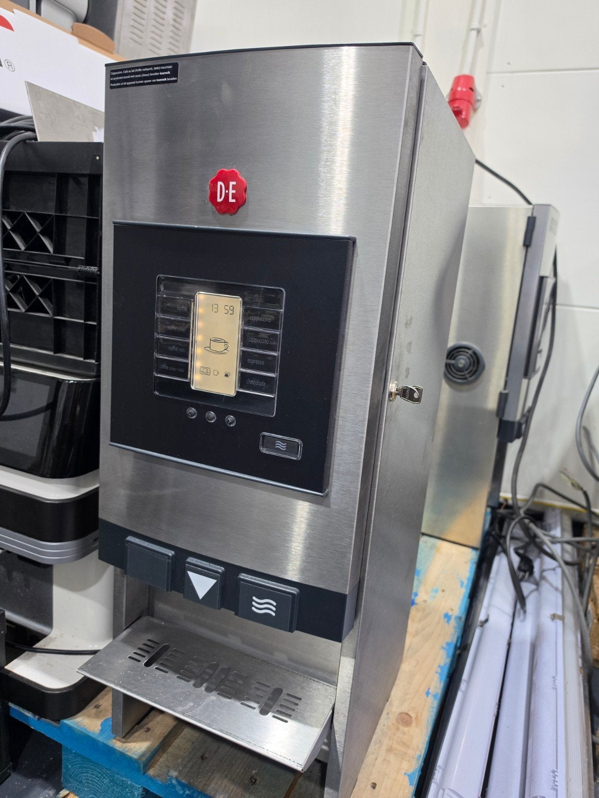 Douwe Egberts Professionele Koffiemachine, Ophalen, Gebruikt, 10 kopjes of meer, Koffiemachine