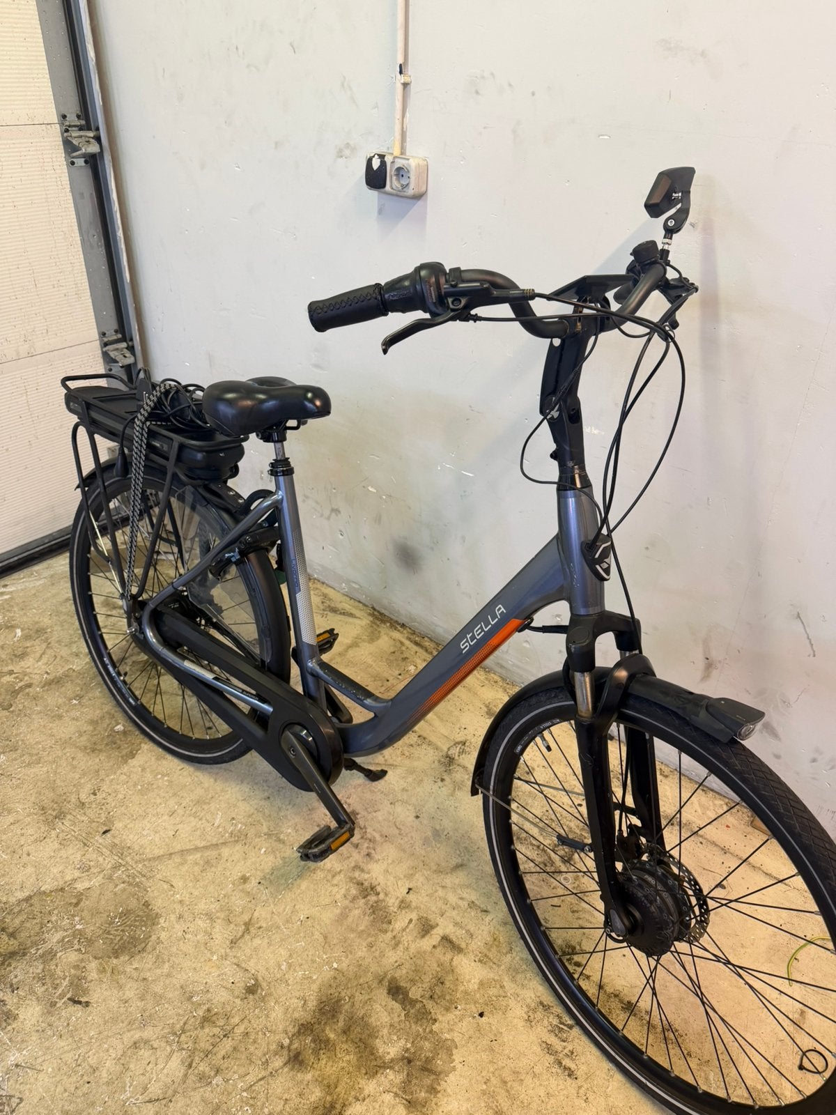 Stella Livorno elekstrische fiets 53cm zo goed als nieuw!, Zo goed als nieuw, 51 tot 55 cm, 50 km per accu of meer, Ophalen