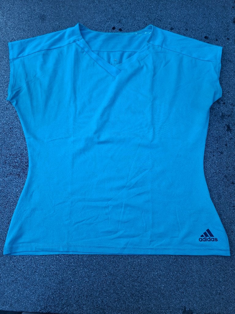 Adidas lichtblauw tennisshirt voor dames, Ophalen, Maat 42/44 (L), Racketsport, Gedragen