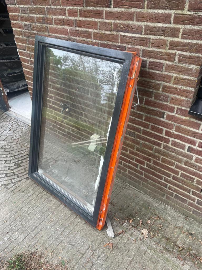 Raamkozijn, Doe-het-zelf en Verbouw, Kozijnen en Schuifpuien, Gebruikt, Raamkozijn, 75 tot 150 cm, Hout