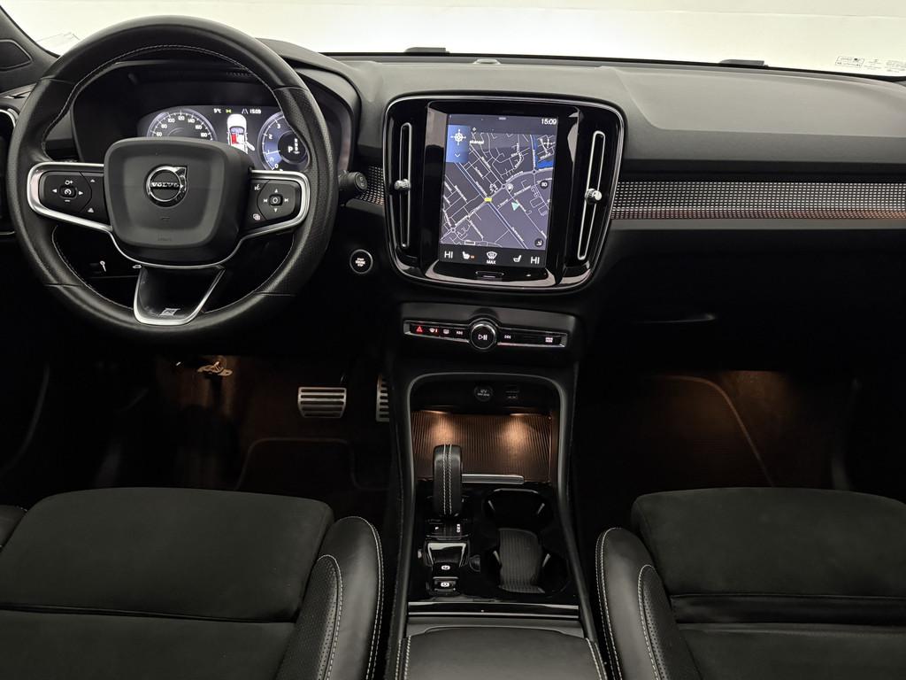 Volvo XC40 1.5 T3 R-Design | Pano | Virtual | Camera | Stoel, Auto's, Volvo, Gebruikt, Euro 6, Wit, Origineel Nederlands