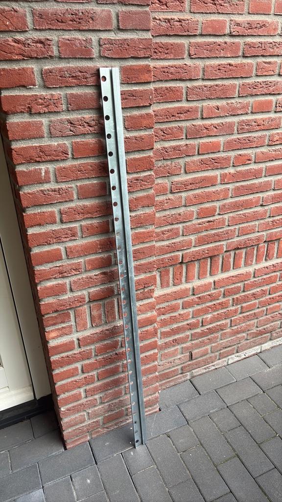 Ophangrail verzinkt METOD Ikea 1.40m, Ophalen, Zo goed als nieuw
