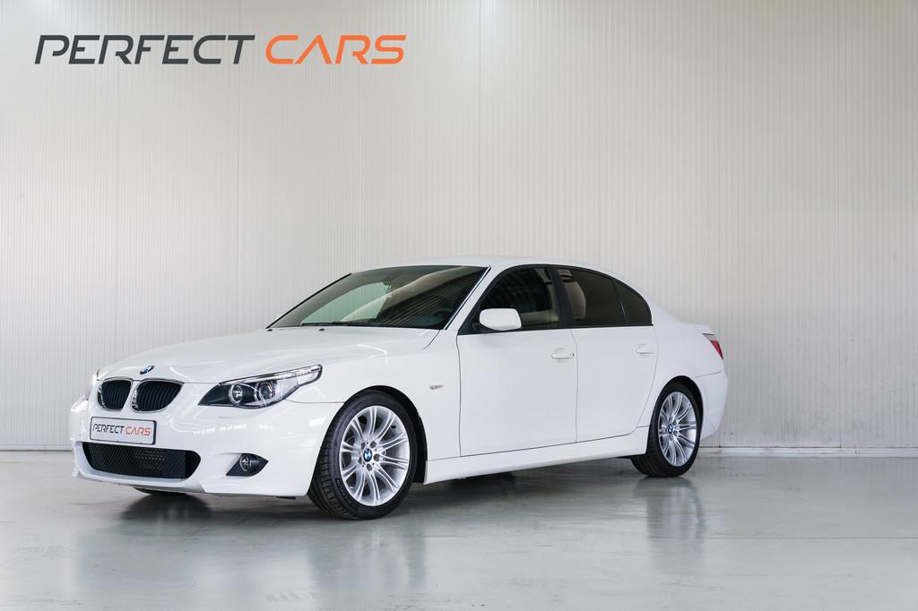 BMW 5-serie 525i, leer automaat, origineel M pakket, btw aut, Auto's, Achterwielaandrijving, Gebruikt, Zwart, 2497 cc