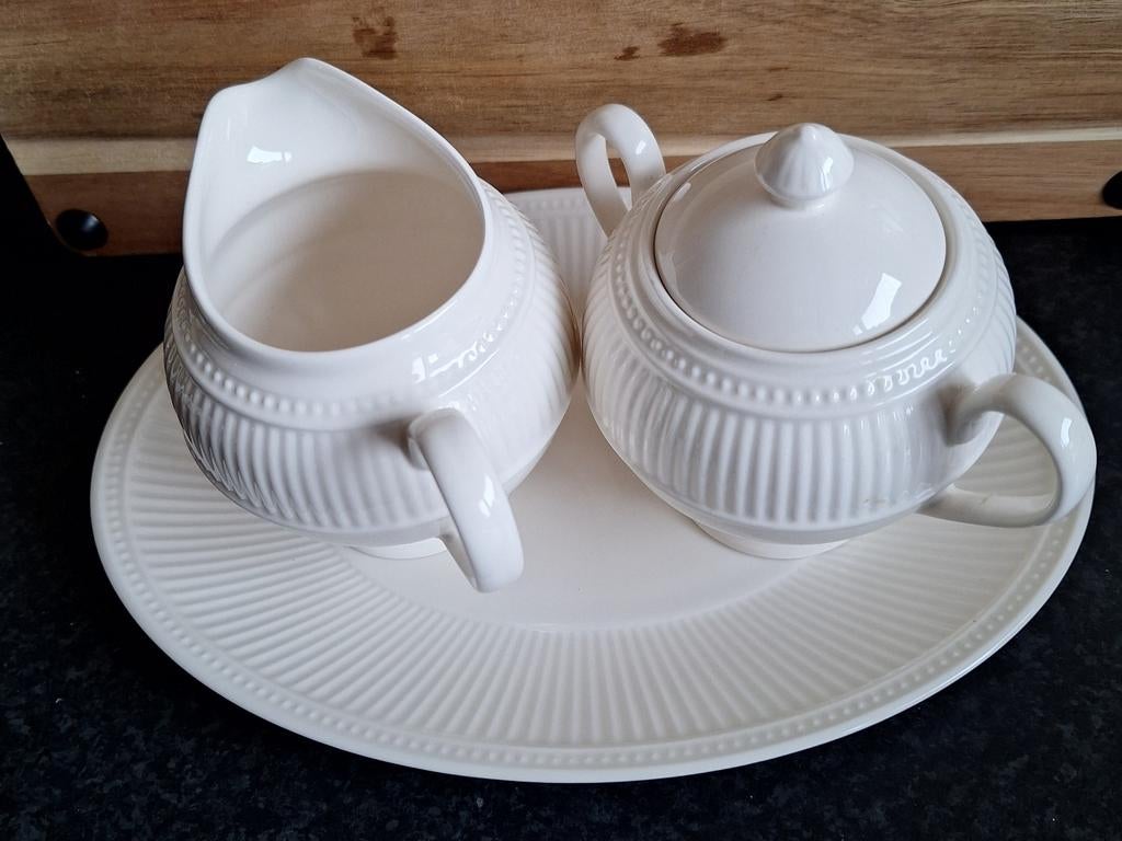 Wedgwood Windsor roomstelletje., Huis en Inrichting, Keuken | Servies, Ophalen of Verzenden, Zo goed als nieuw, Bord(en), Wedgwood