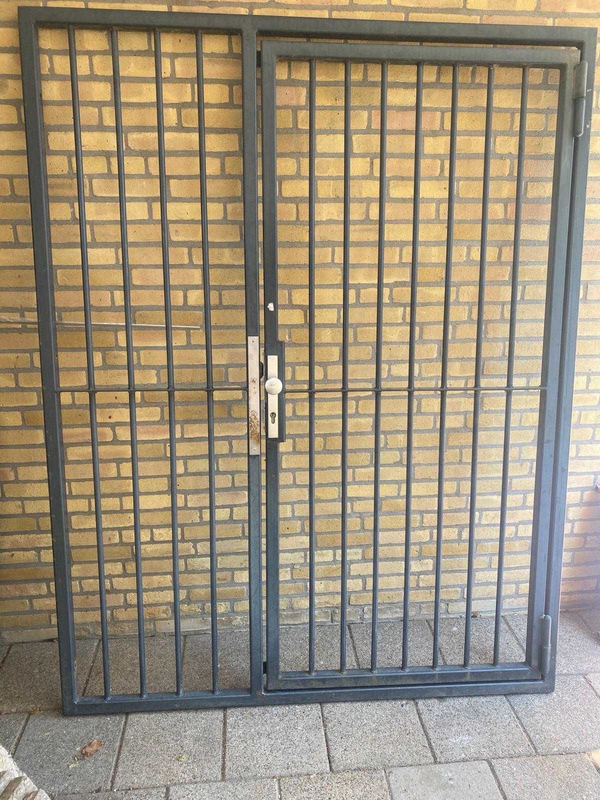 Stalen spijlen hek met draaide poort, Ophalen, Met poort, Gebruikt, Spijlenhekwerk