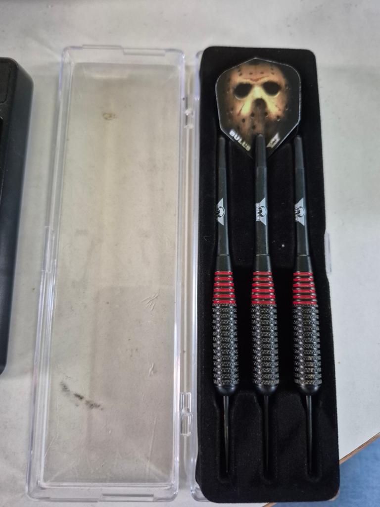 Nieuwe Bull's Thriller Black Brass 24 gram - Dartpijlen, Ophalen of Verzenden, Nieuw, Pijlen