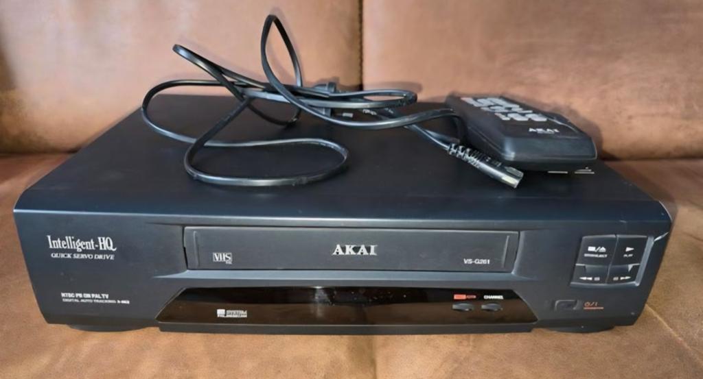Akai videorecorder VS-G261, Ophalen of Verzenden, Gebruikt, VHS-speler of -recorder