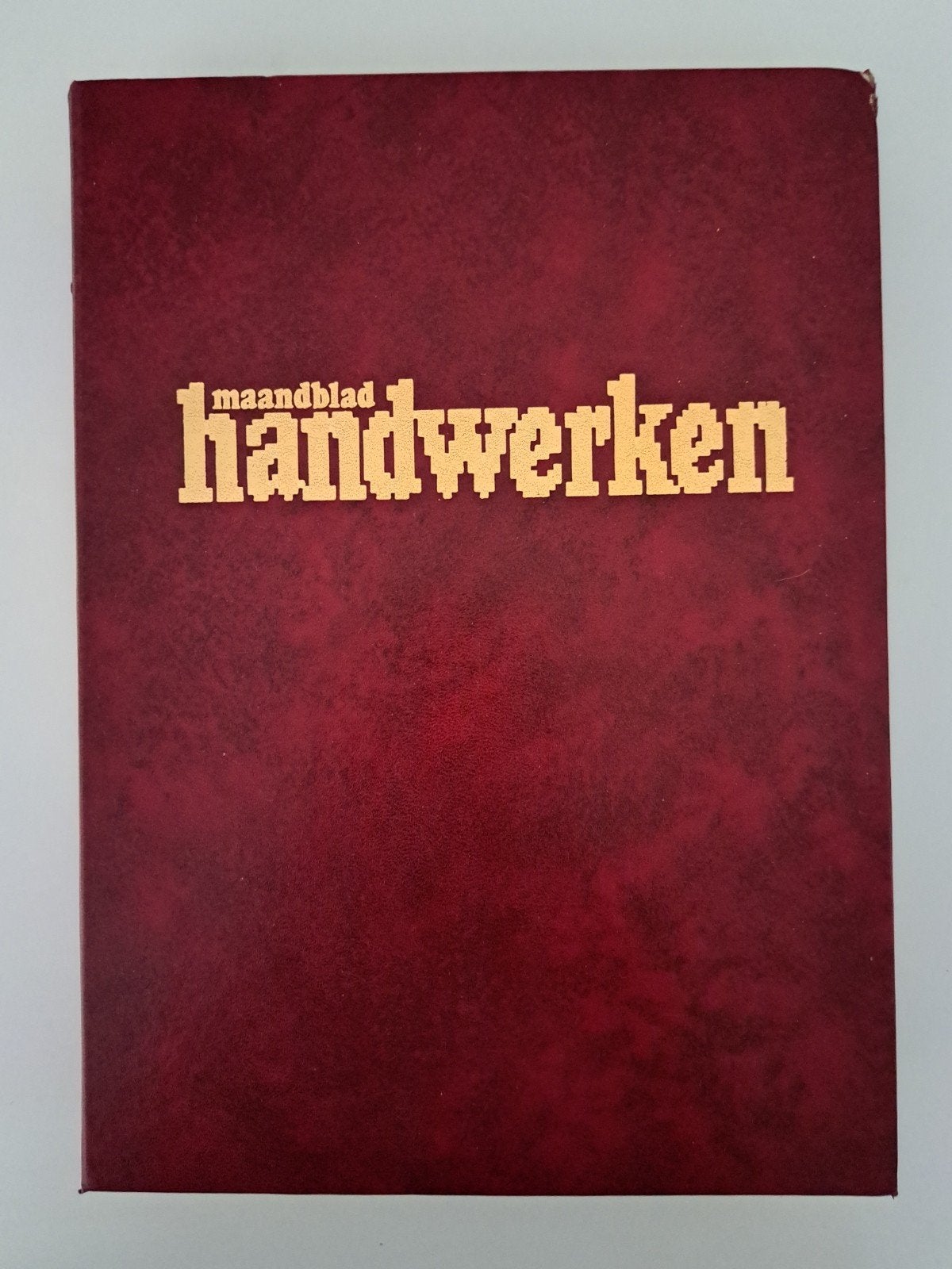Maandblad voor Handwerken, van Margriet, jaar 1982. Vintage, Ophalen of Verzenden, Patroon of Boek