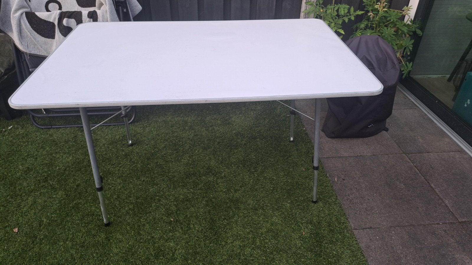 Inklapbare camping tafel, Ophalen, Gebruikt