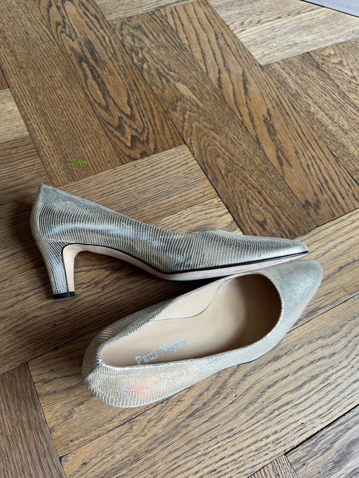 Paul Noyen pumps maat 40 goudkleurig, Ophalen of Verzenden, Zo goed als nieuw, Overige kleuren, Schoenen met lage hakken