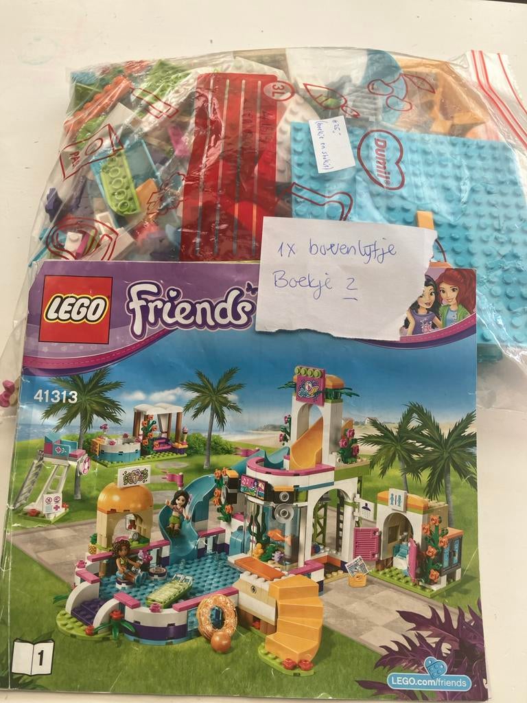 Lego Friends Heartlake Zwembad 41313 met instructieboekje, Gebruikt, Lego, Friends, Ophalen of Verzenden